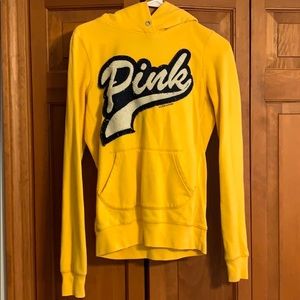 Victoria Secrets (pink collection)